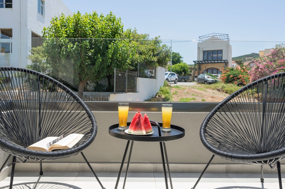 Triple room with Garden View - Photo 3