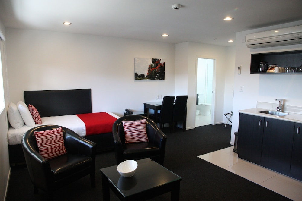 Luxury Suite
