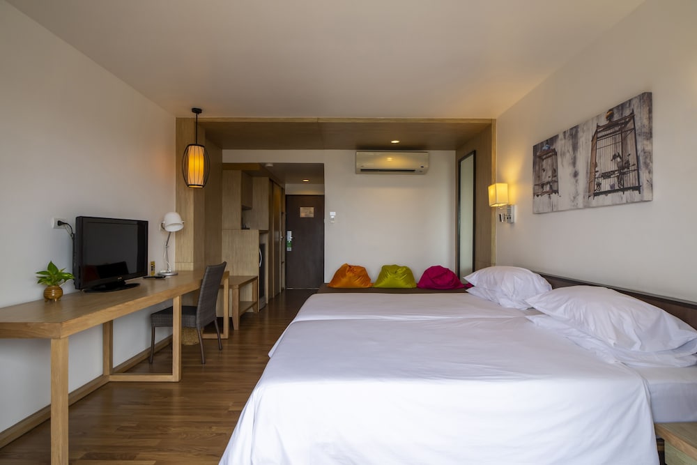 Deluxe Room, 2 Twin Beds, Non Smoking, Sea View - Photo 3