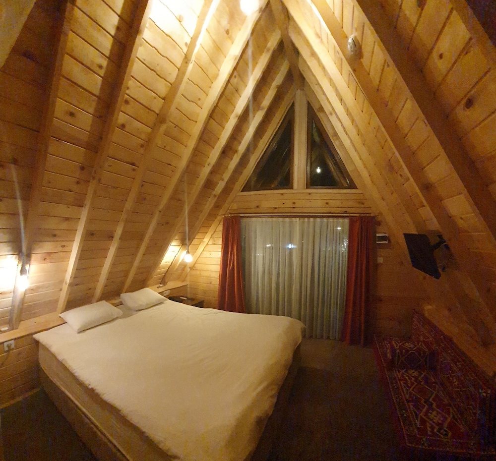 Bungalow photo 1