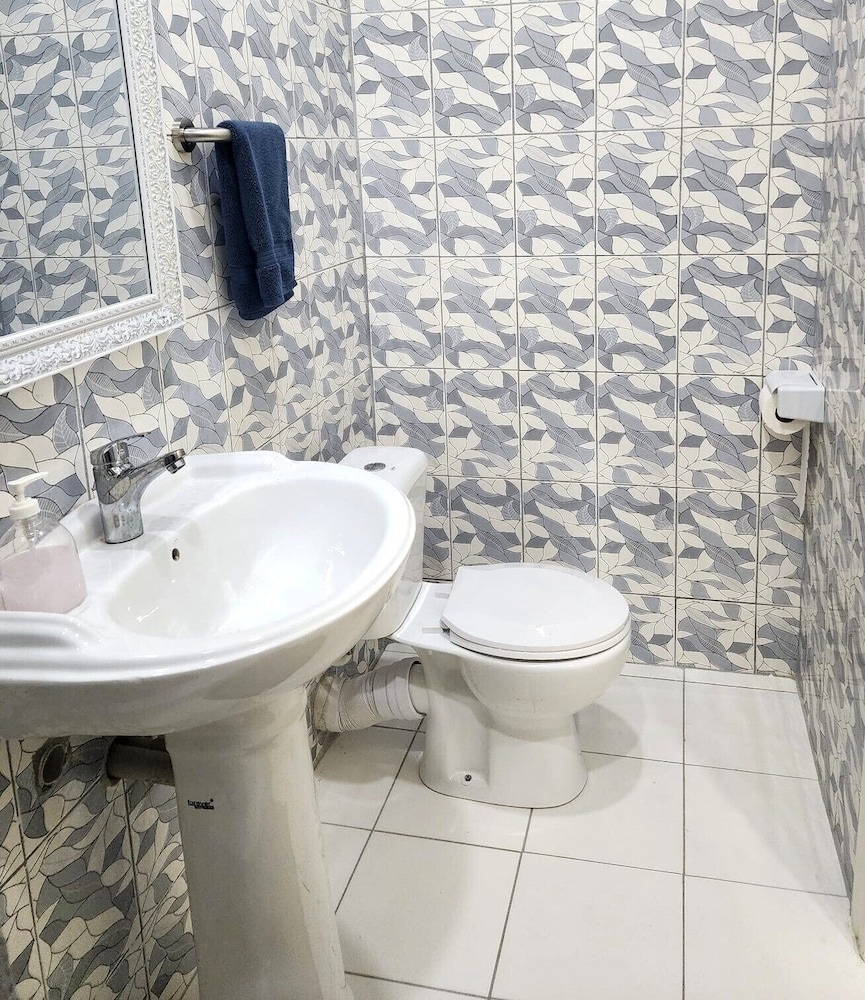 Deluxe Apartment, 3 Bedrooms, Patio, Courtyard View, photo 6