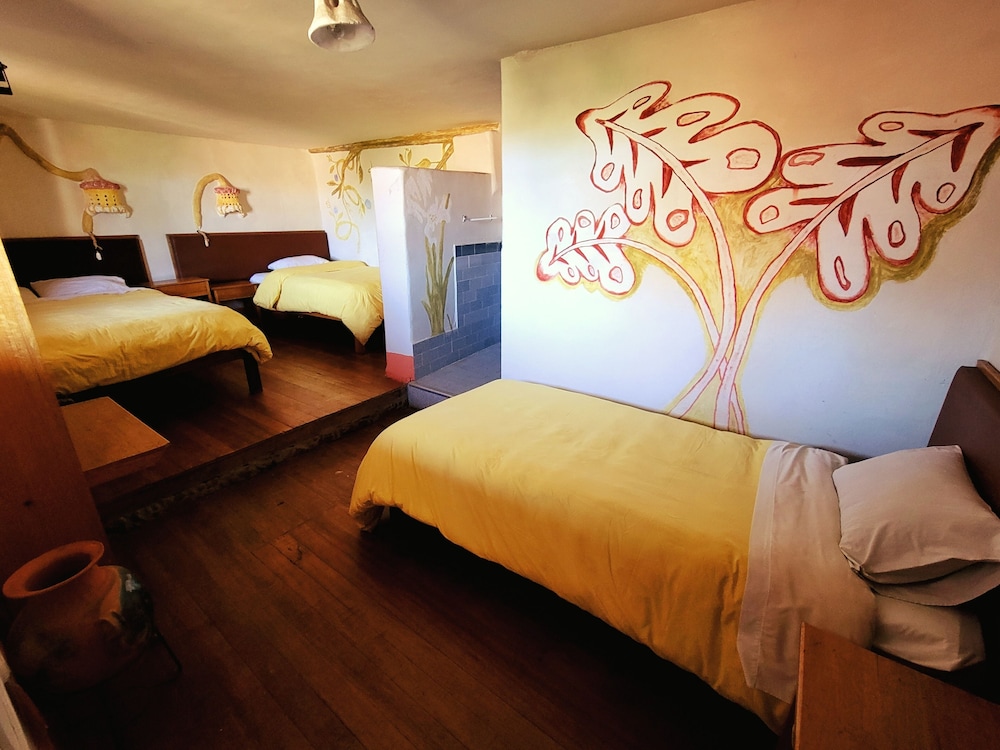 Economy Triple Room, 3 Twin Beds - Photo 19