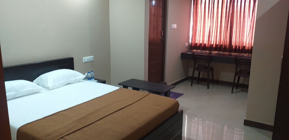 Standard Double Room - Photo 3