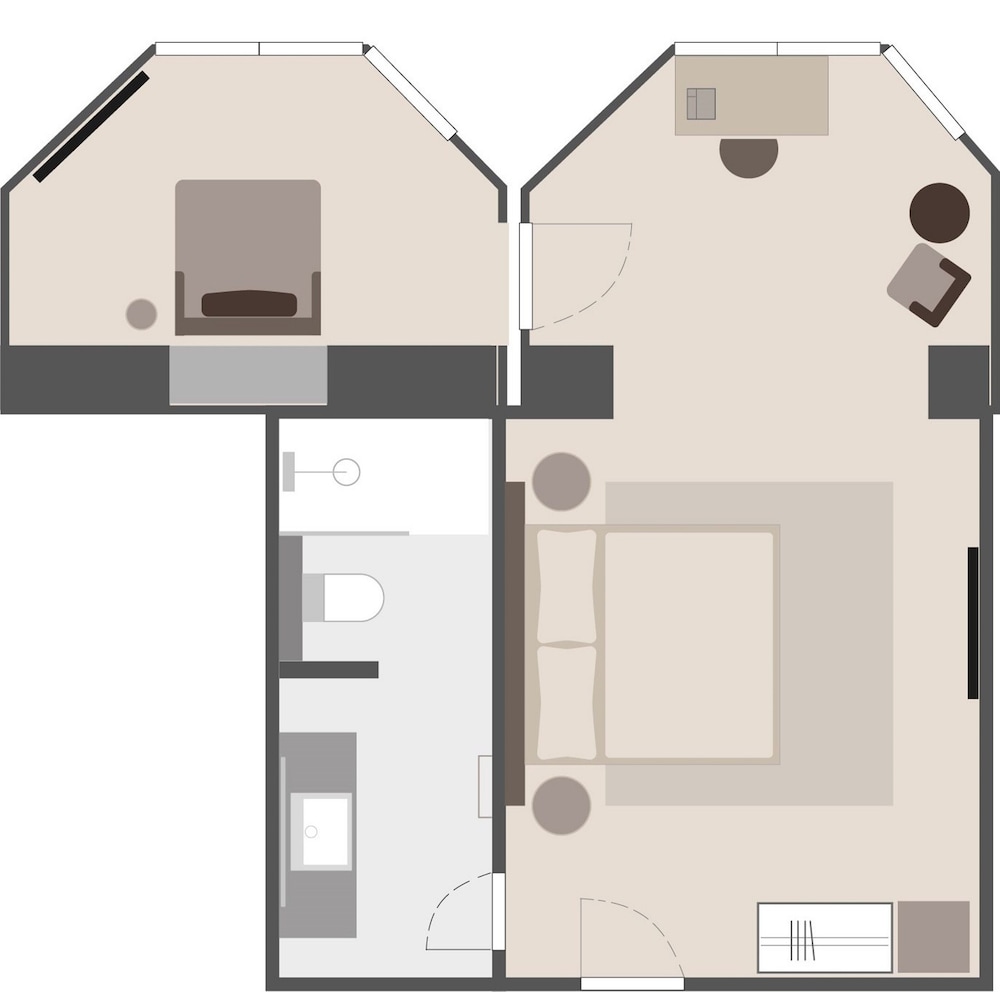 Triple Room thumbnail 6