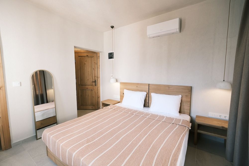 Twin Room, 2 Twin Beds, Balcony - Photo 3