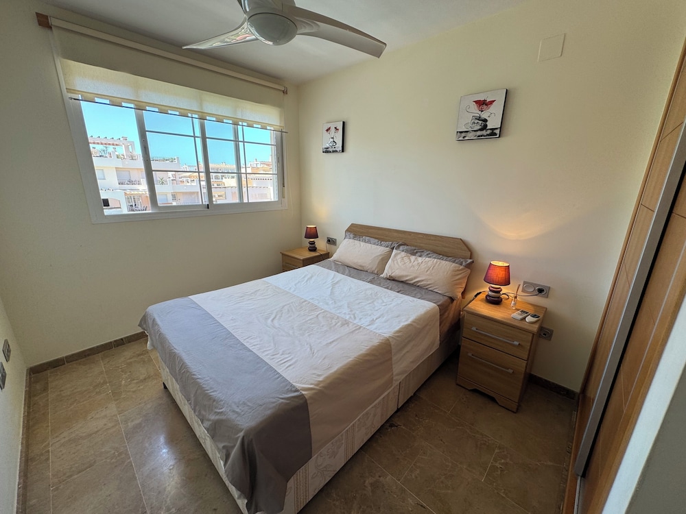 Beautiful 2 Bedroom 2 Bathroom Apartment With Several Pools, 사진 9