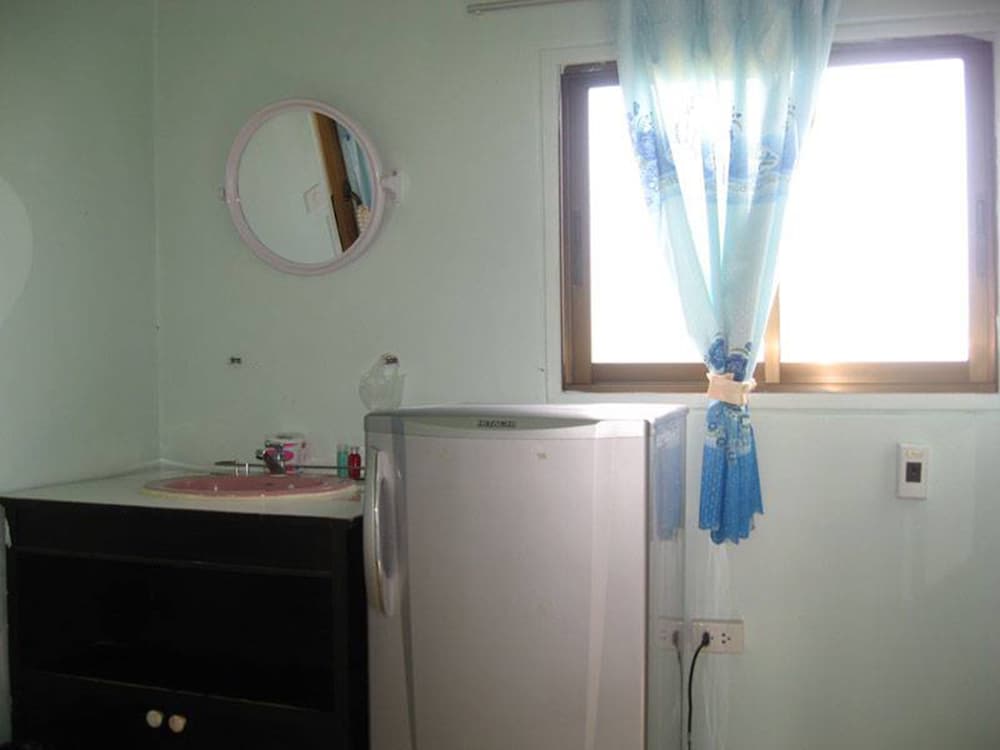 Premium House photo 3
