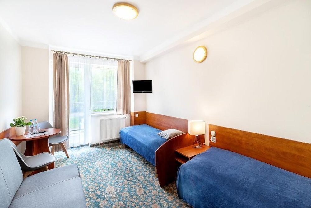 Standard Triple Room, Balcony, Garden View