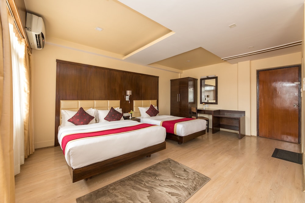 Deluxe Triple Room - Photo 5