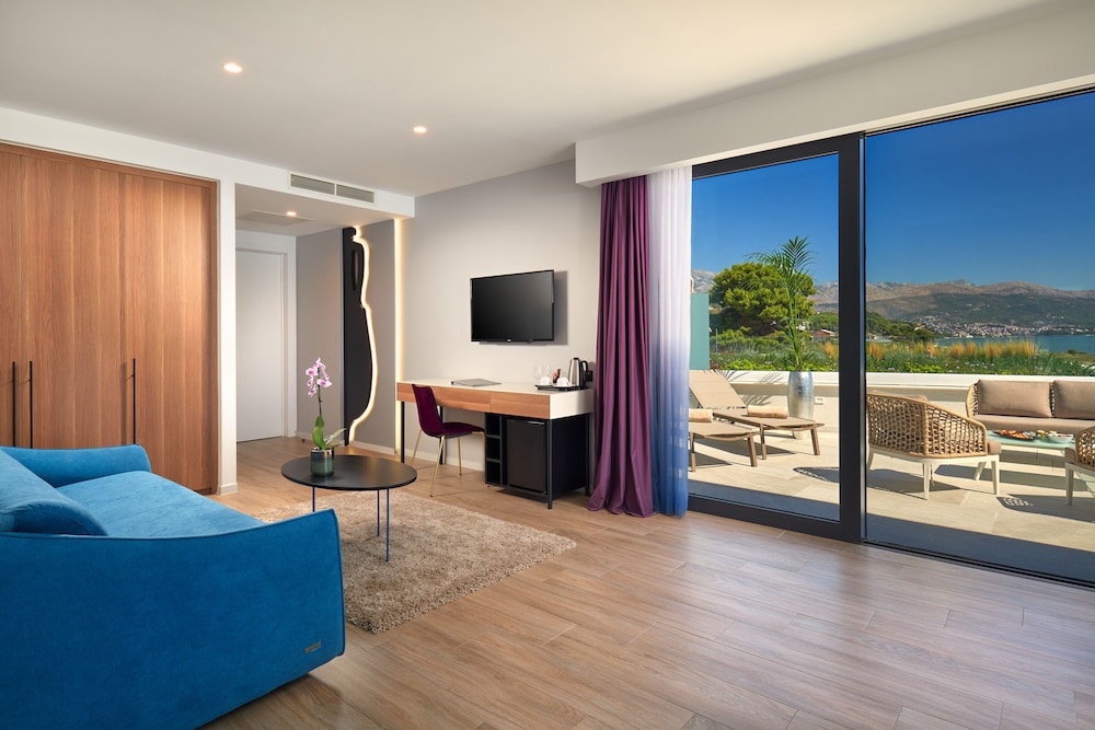 Premium Suite (Amphora) - Photo 5