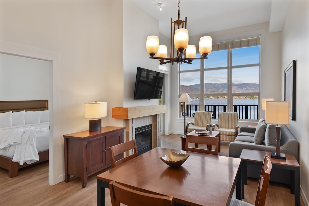 Sauvignon One Bedroom Lake View photo 2