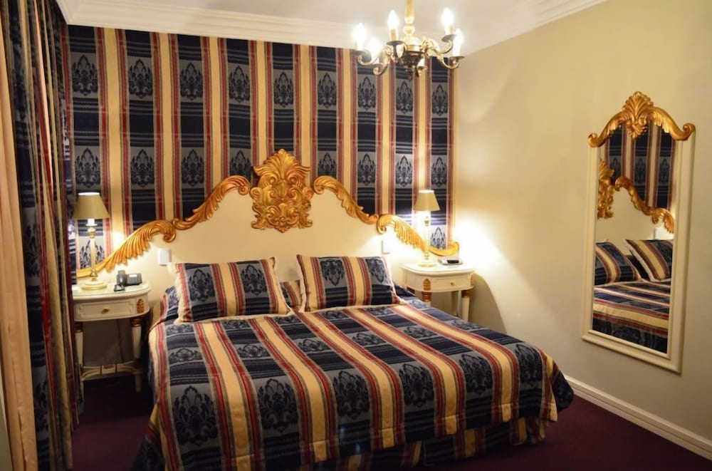 Deluxe Room, 2 Twin Beds - Photo 4