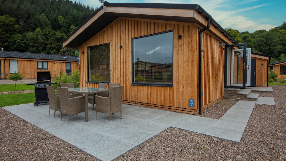 Appin Lodge, sleep 6, pet friendly photo 1