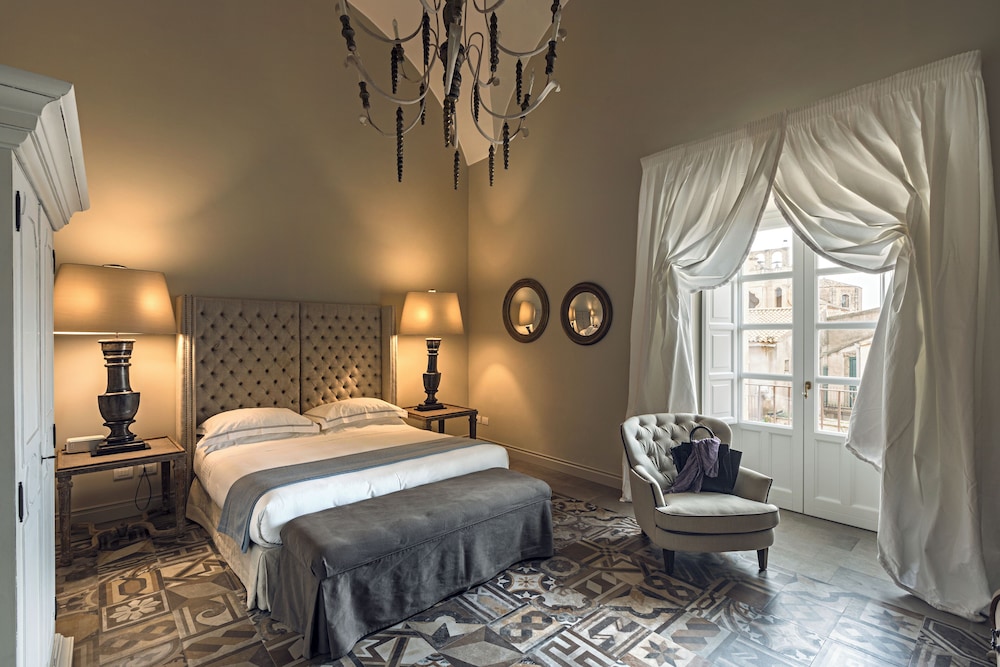 Grand Suite photo 3
