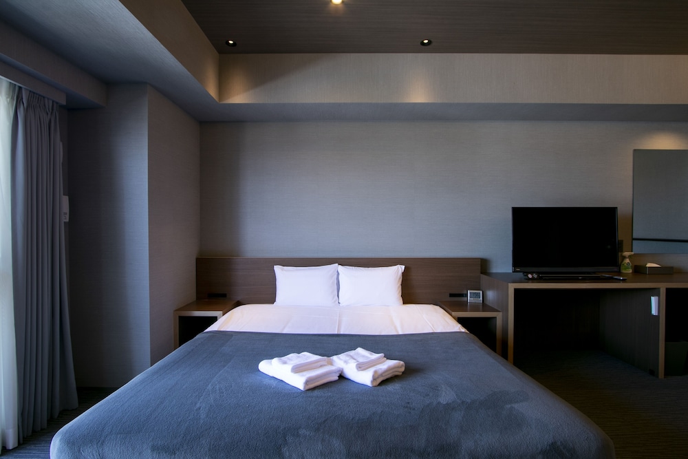 Premium Room thumbnail 6