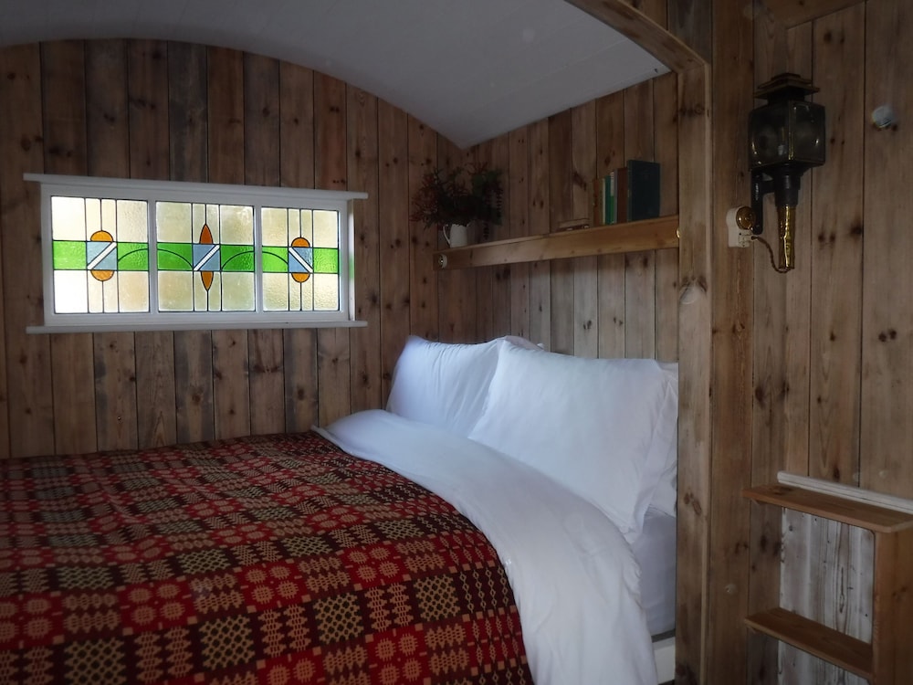 Shepherd Hut- 2 Cabins Exclusively For The Guest/S photo 2