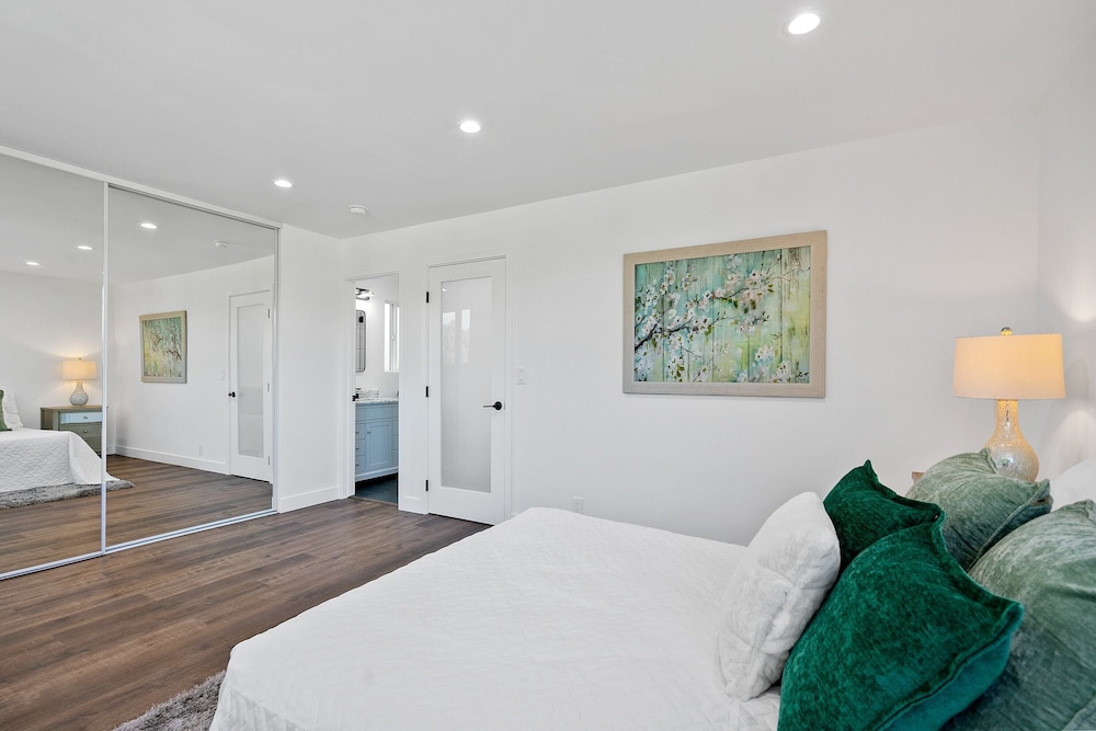 House (2 Bedrooms) photo 1