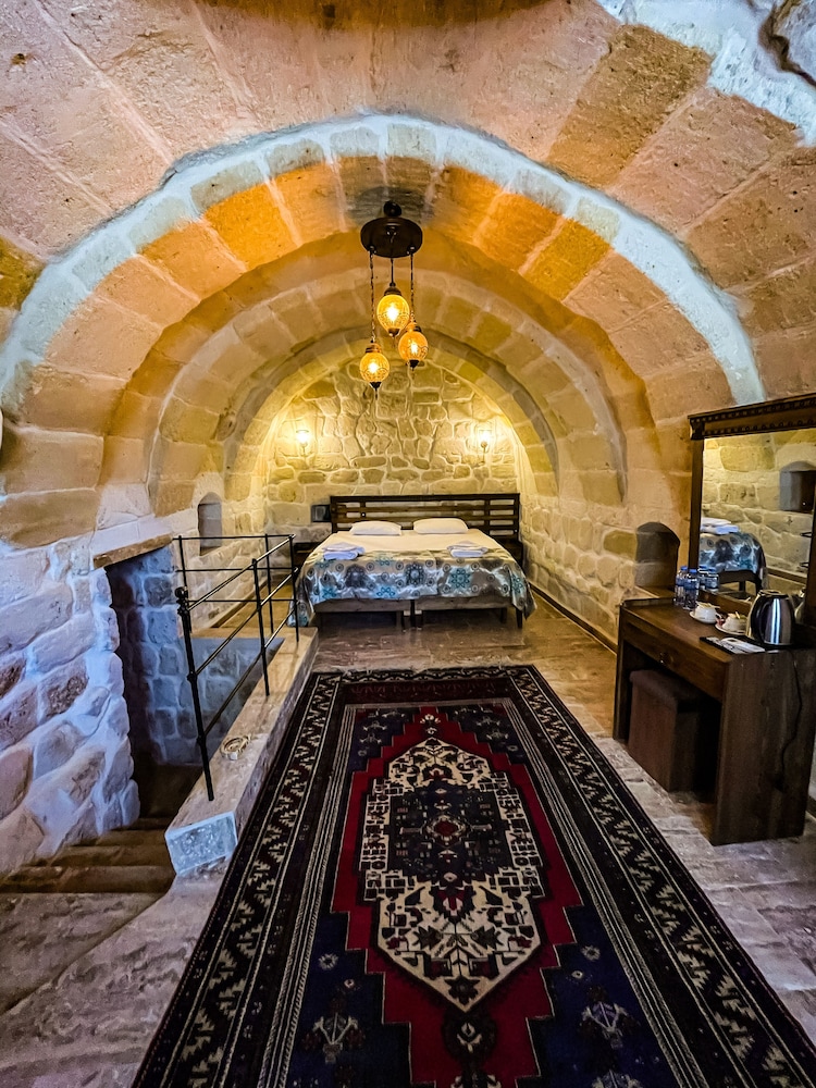 Comfort Room, Courtyard View (Stone) - Photo 13