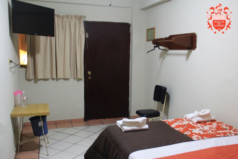 Basic Single Room, 1 Double Bed photo 2
