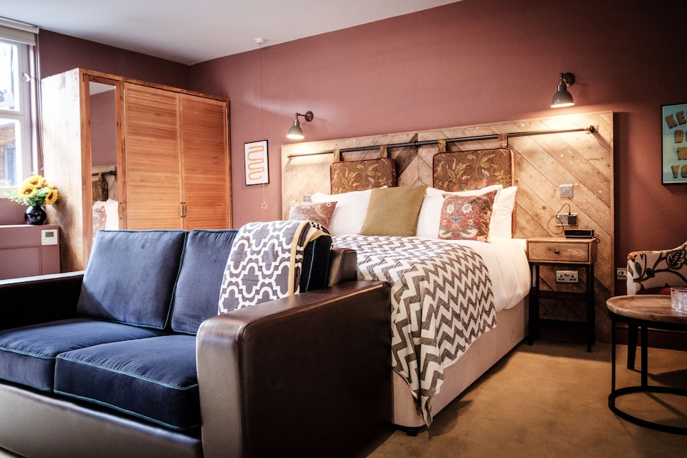 Family Room (Grand) photo 2