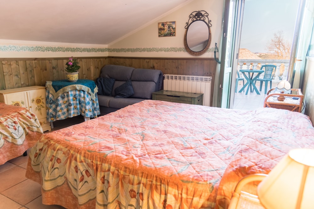 Triple Room photo 2