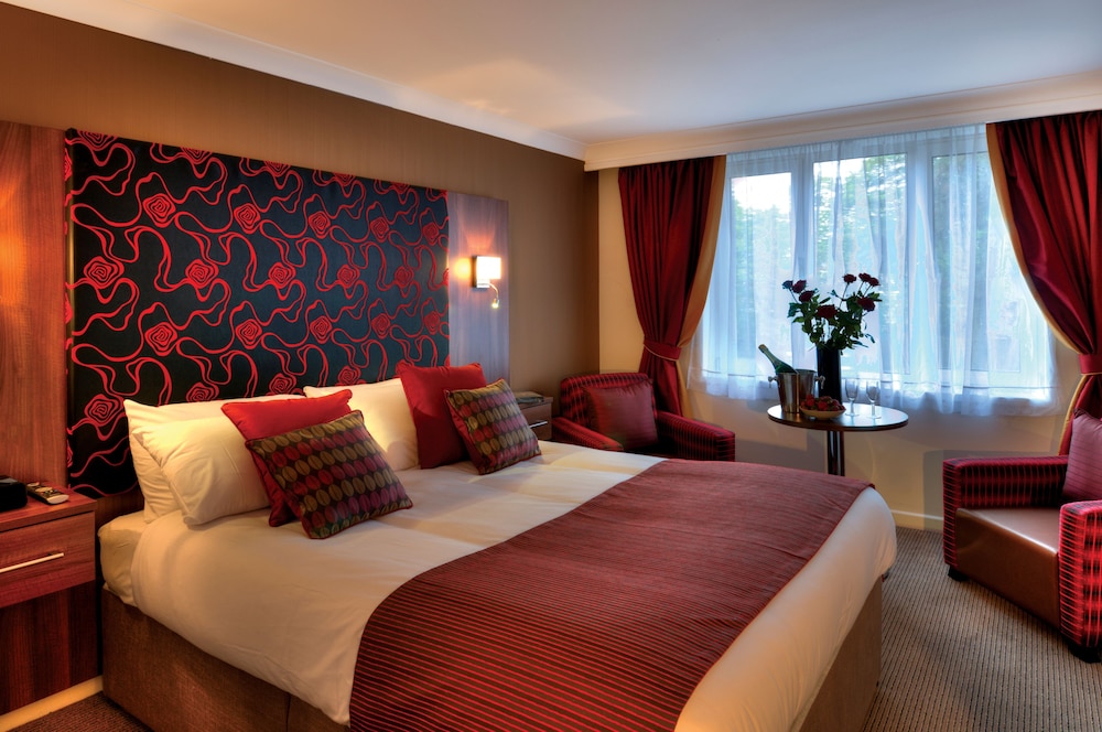Queen Standard, 1 Queen Bed