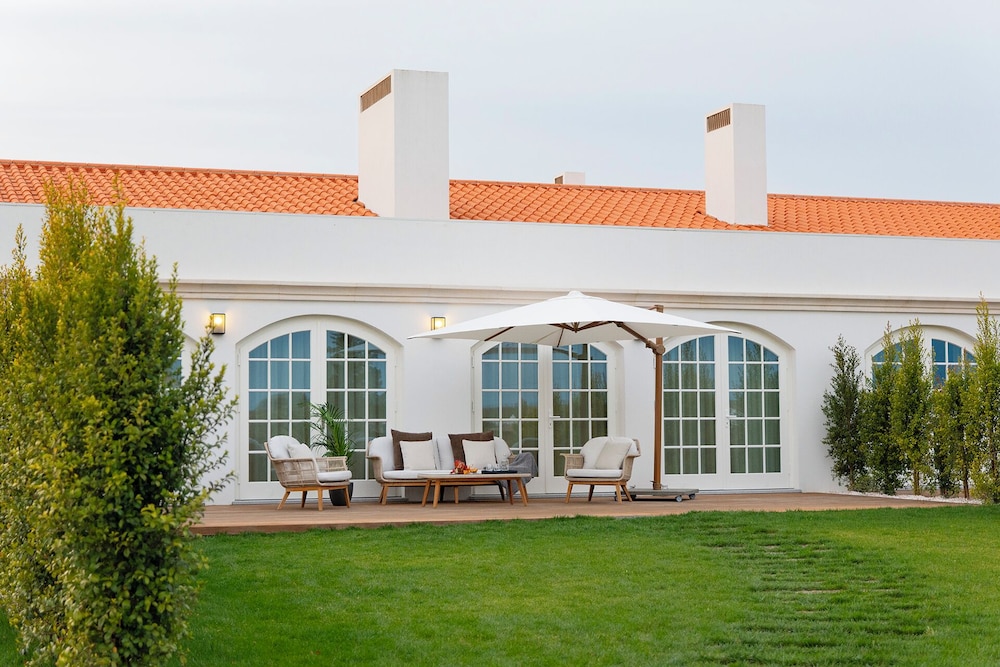 Signature Suite, Terrace photo 3