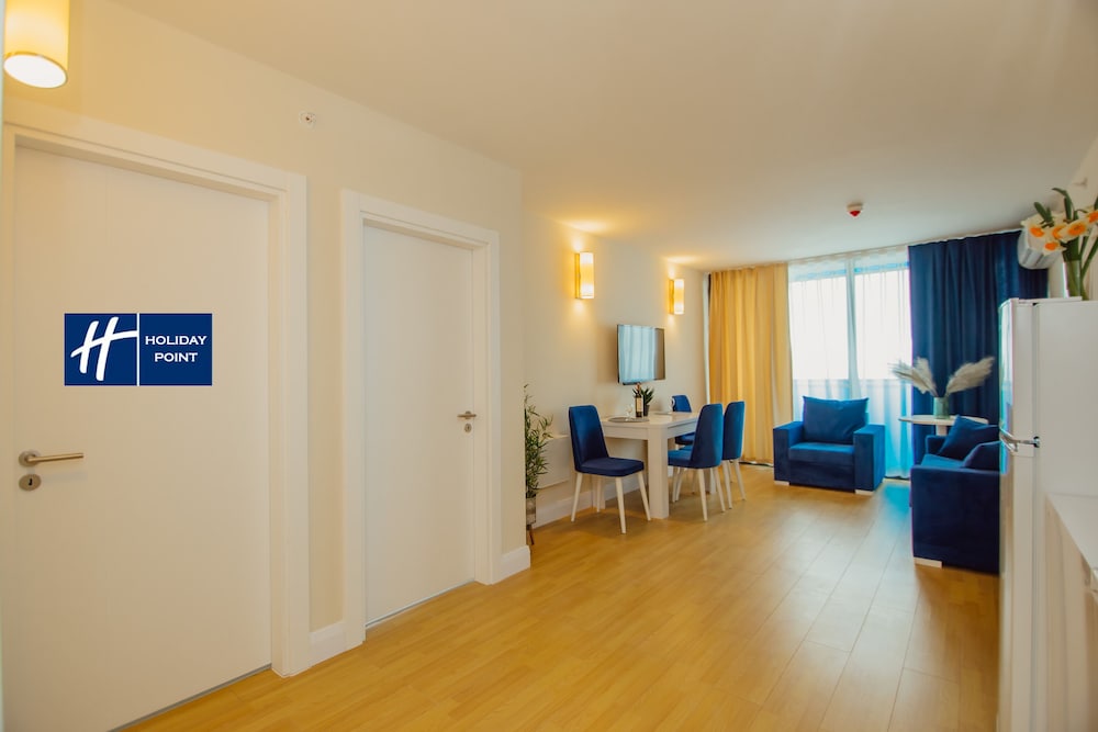 Panoramic Suite with 2 Bedrooms photo 1