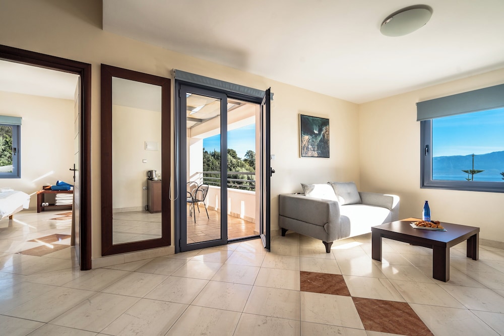 Superior Suite, Sea View