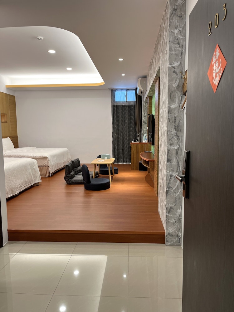 Deluxe Quadruple Room photo 2