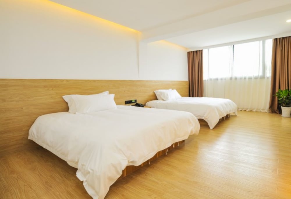 Design Twin Room