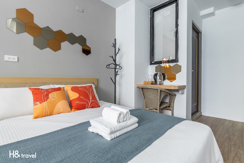 Classic Double Room - Photo 7