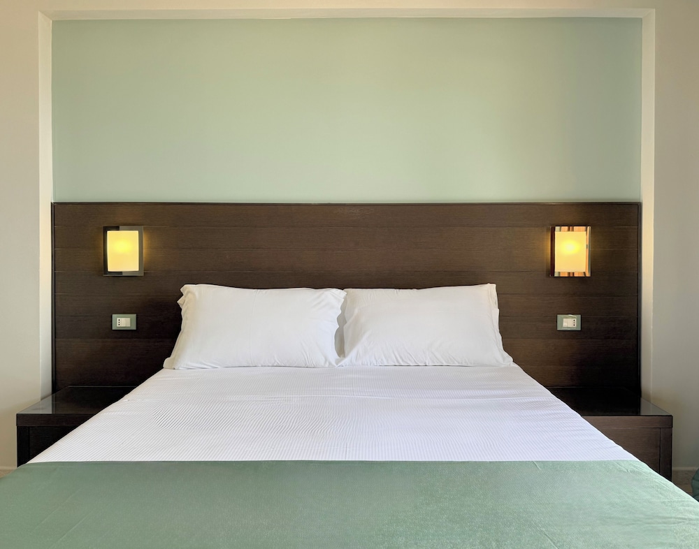 Comfort Double or Twin Room, Sea View - Photo 5