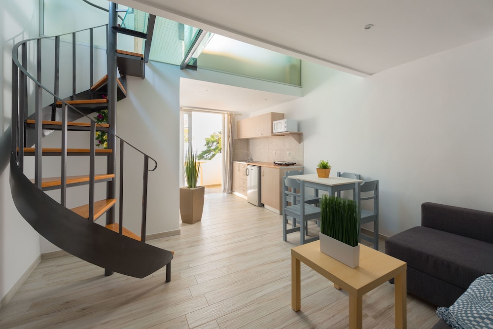 Duplex, 2 Bedrooms, Sea View photo 3