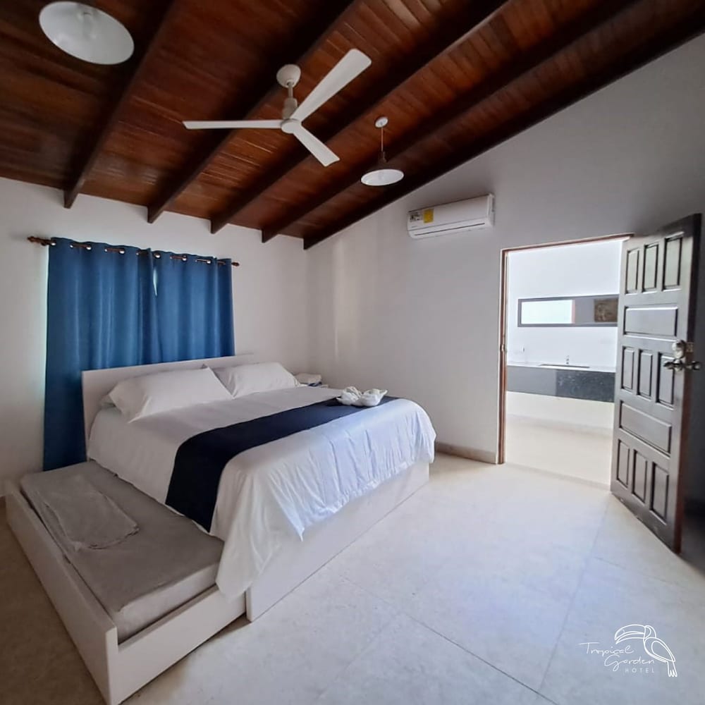 Classic House, Multiple Beds, Non Smoking, Pool View