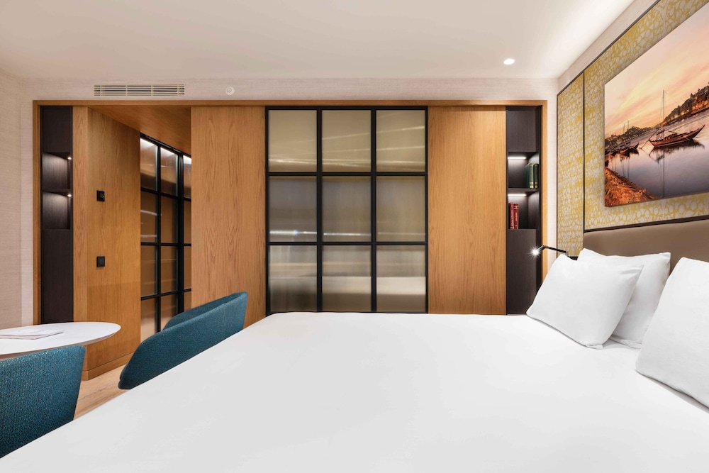Deluxe Double Room - Photo 2