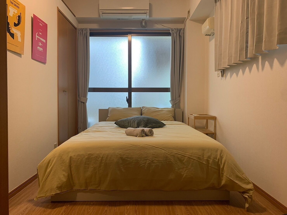 Apartment photo 1