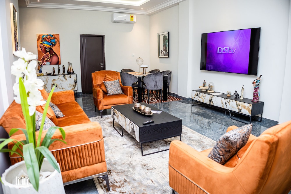 Family Apartment, 2 Bedrooms, City View photo 2