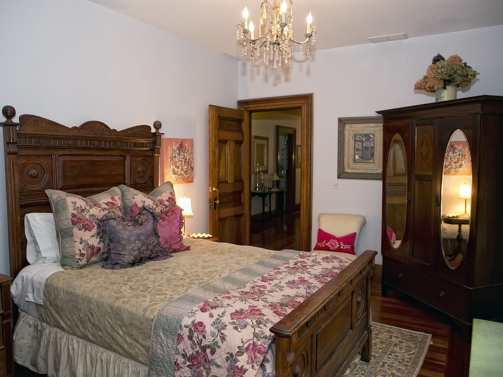 Standard Double Room, Ensuite (Cottage Room)