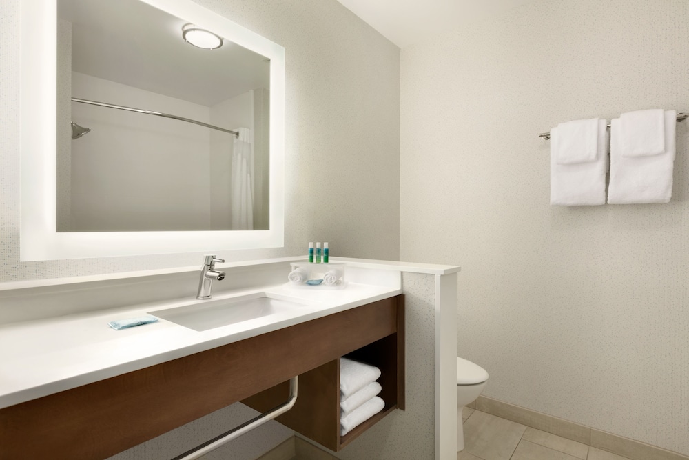 Suite, 2 Queen Beds (Additional Living Area) photo 3