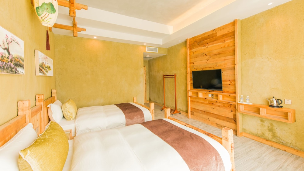 Exclusive Twin Room, River View photo 2