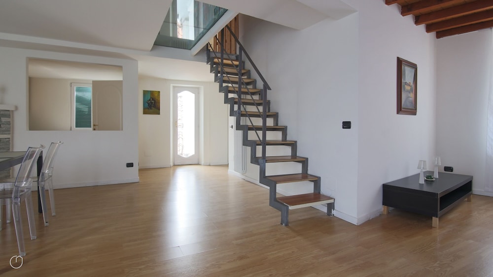 Apartment (1 Bedroom) photo 2