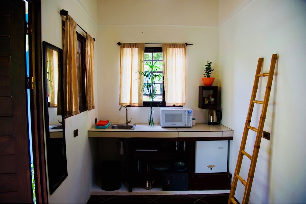Deluxe Double Room, 1 King Bed photo 3