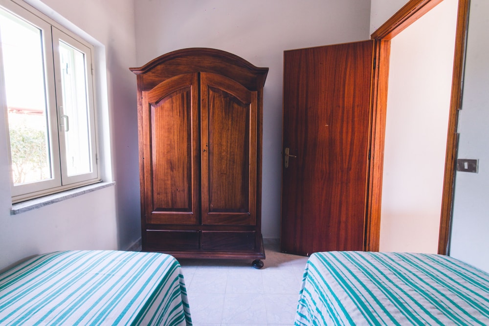 Apartment, 1 Bedroom (5 pax) photo 2