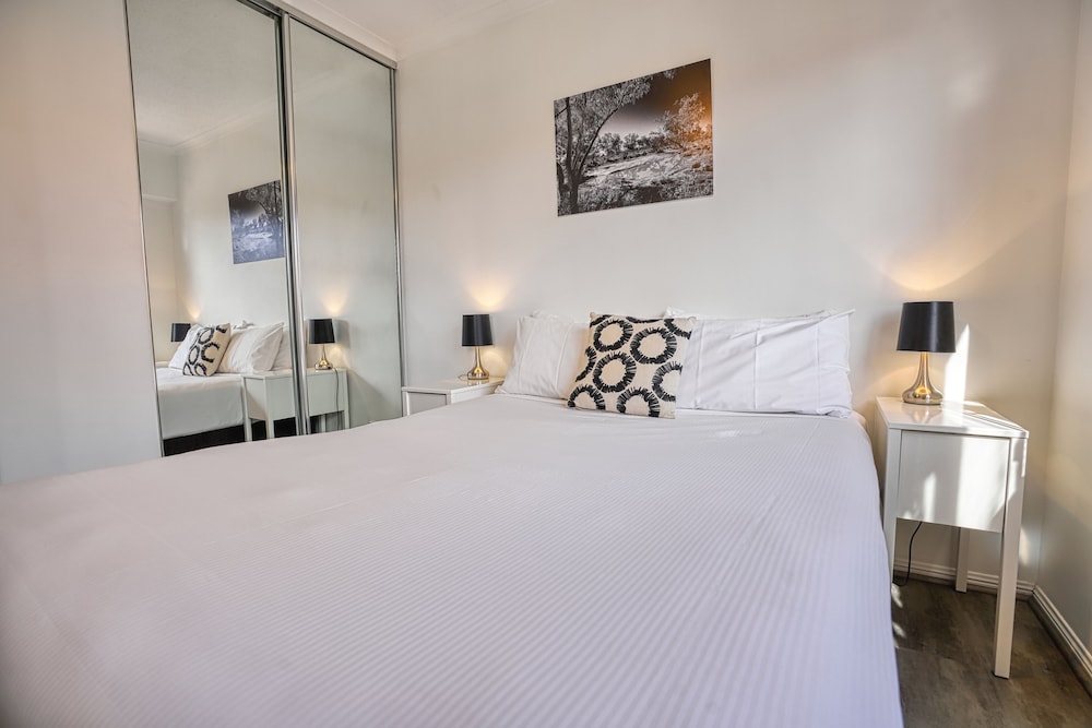 One Bedroom Apartment - Photo 17