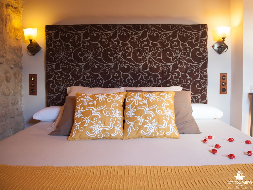 Deluxe Suite photo 2