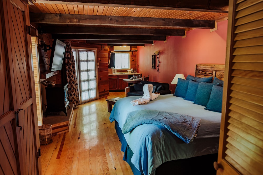 Executive Room - Photo 3