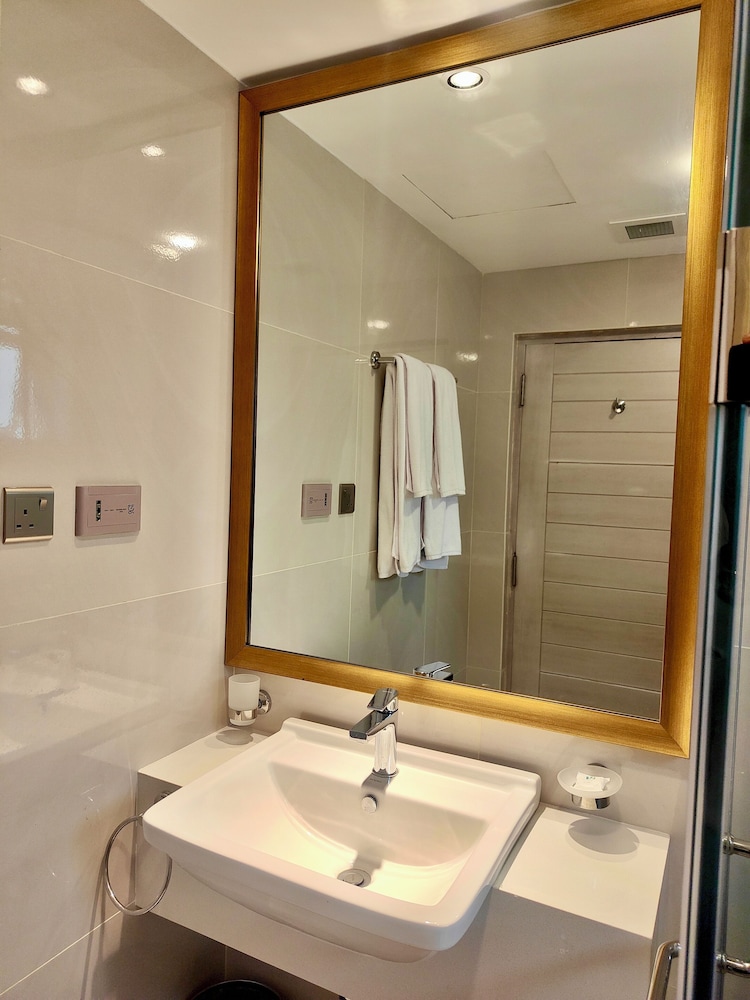 Standard Double Room, City View photo 3