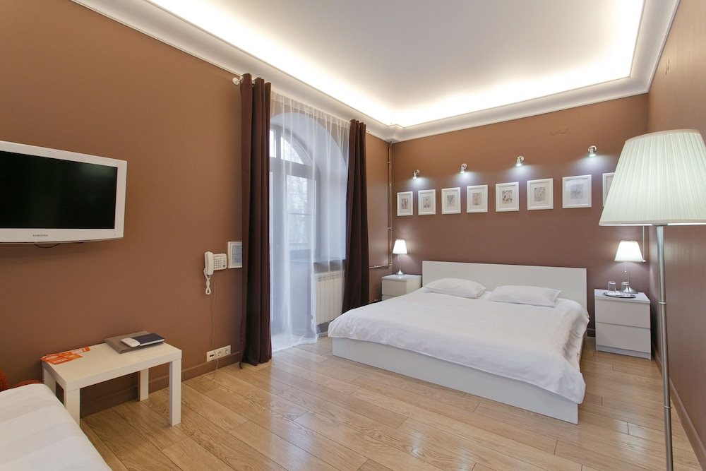 Comfort Double Room, 1 Queen Bed With Sofa Bed, Balcony, Garden View