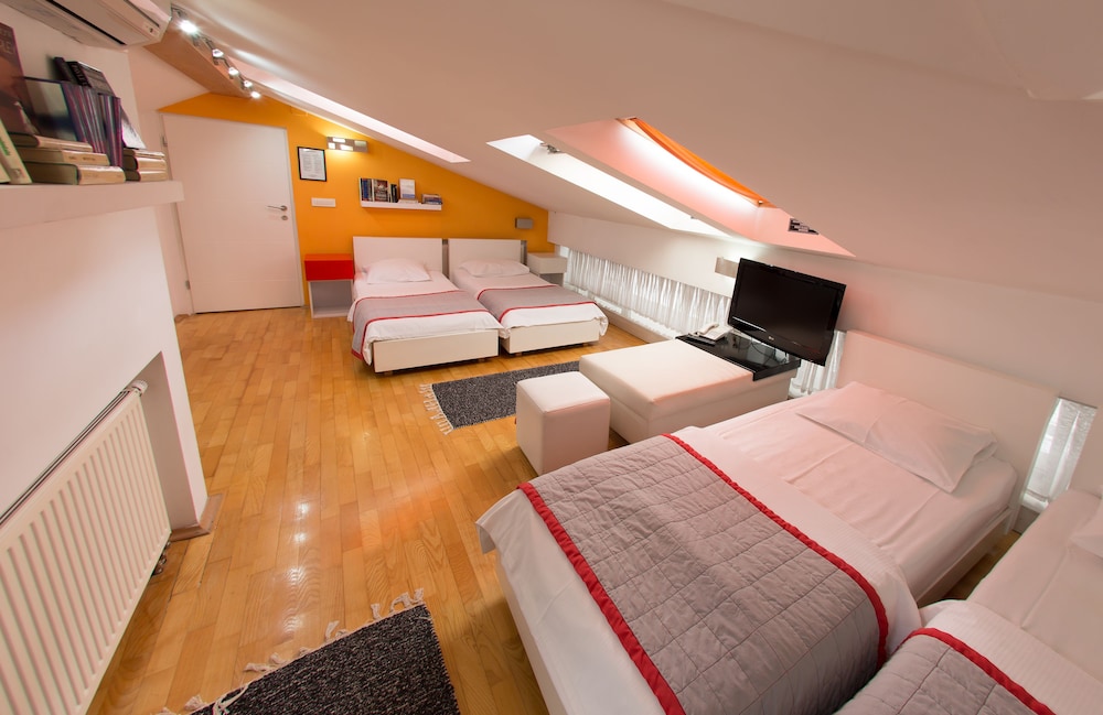Comfort Quadruple Room
